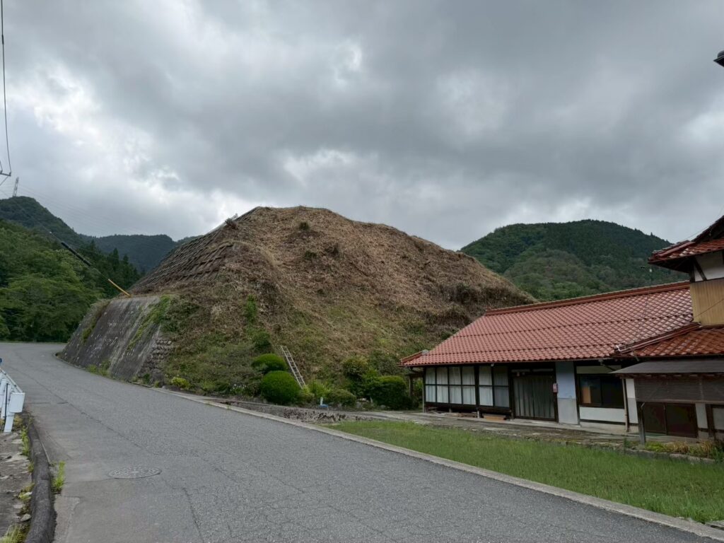 法面草刈り作業後